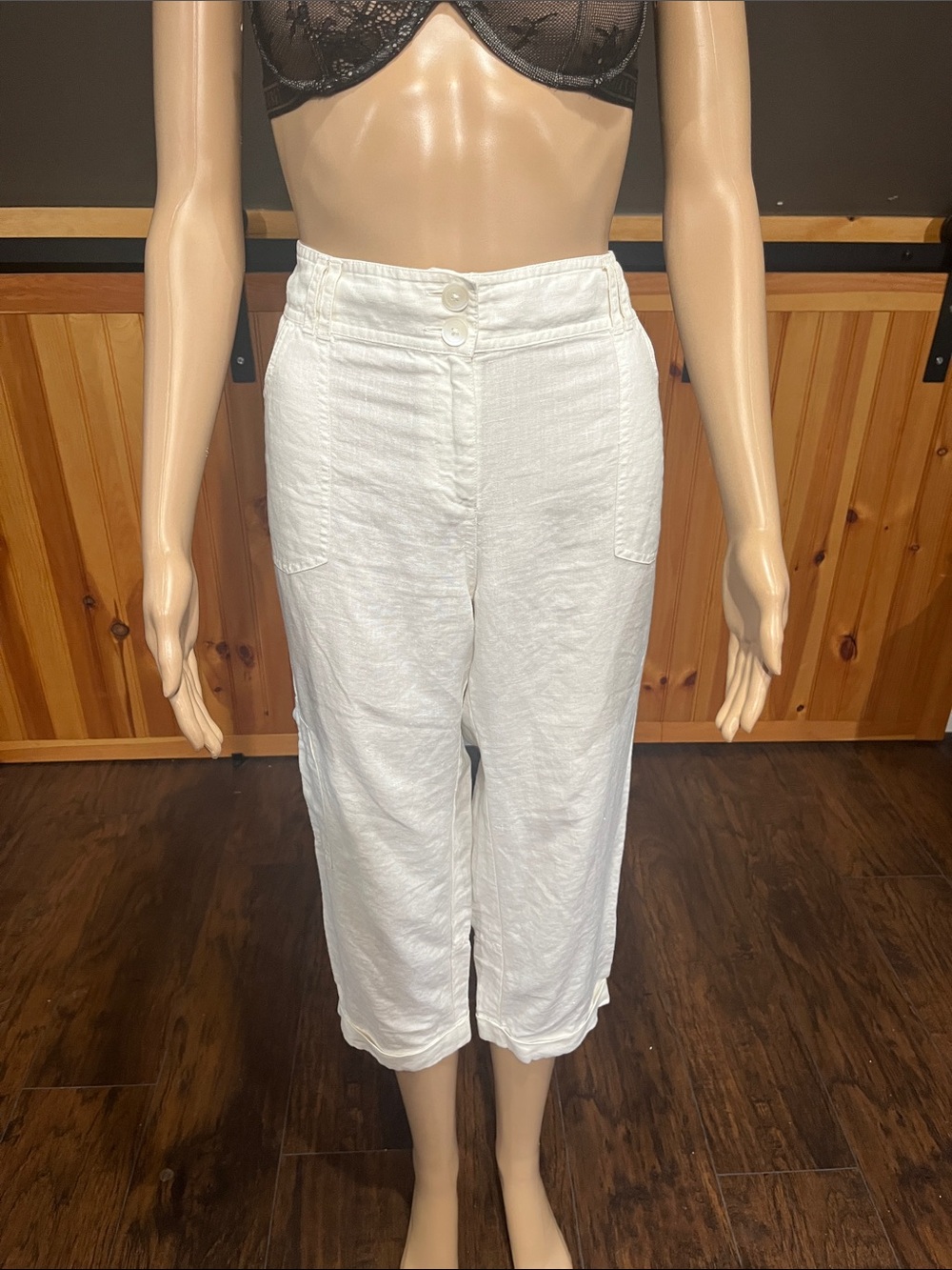 Chico's White Cropped Linen-Blend Pants